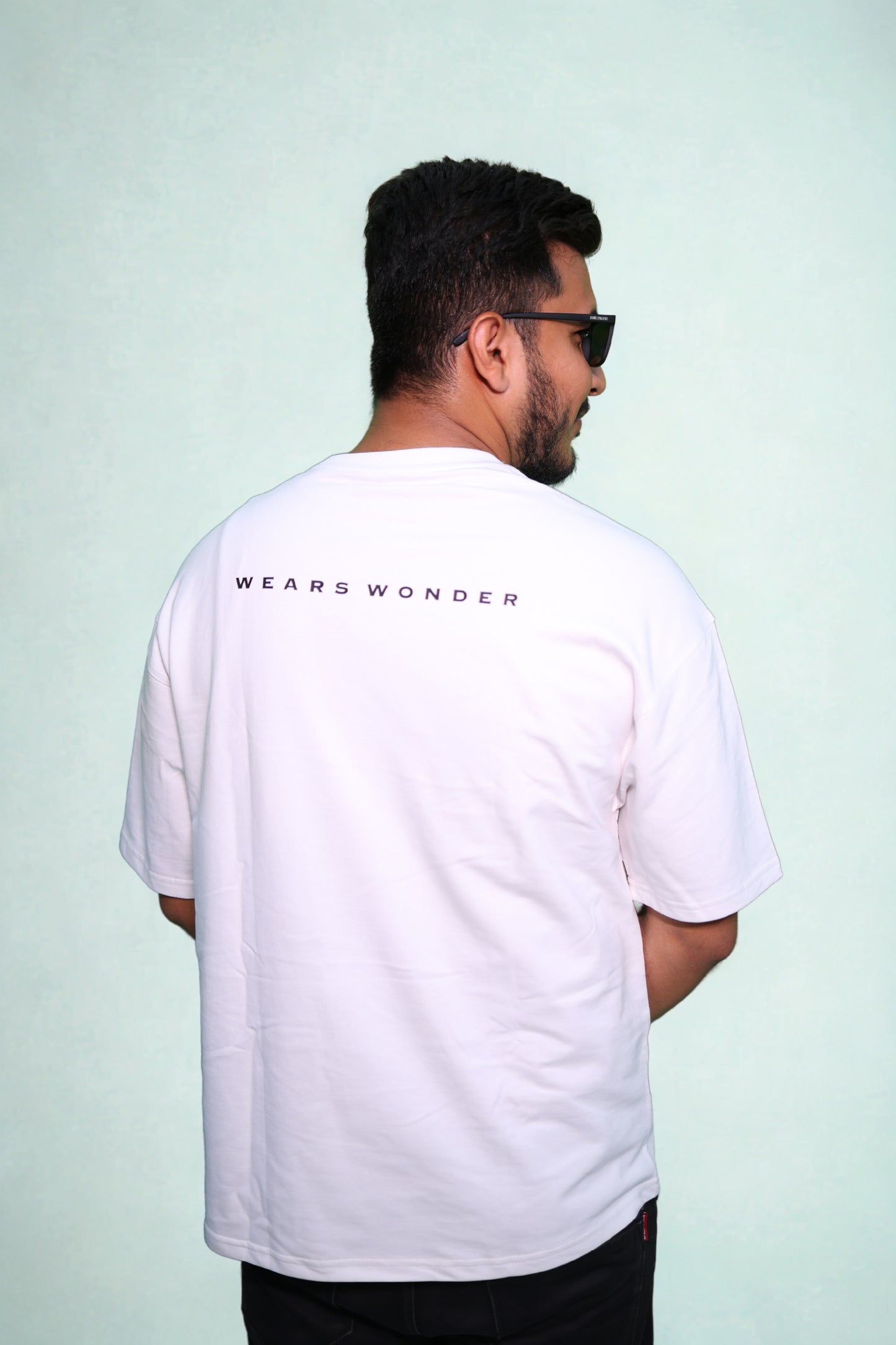 FREANCH TERRY WHITE DOWN SHOULDER TEE