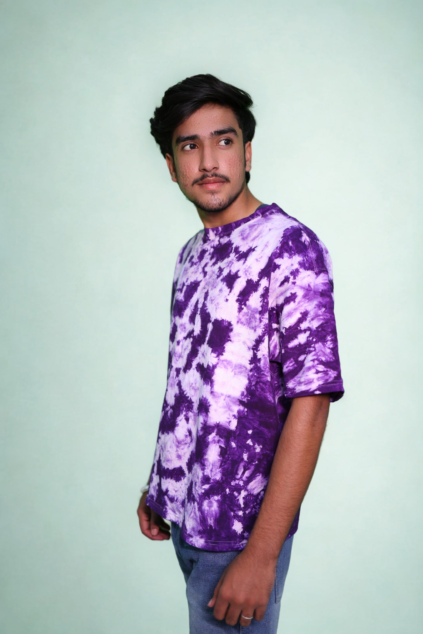 TIE DYE PURPLR AND WHITE TEE